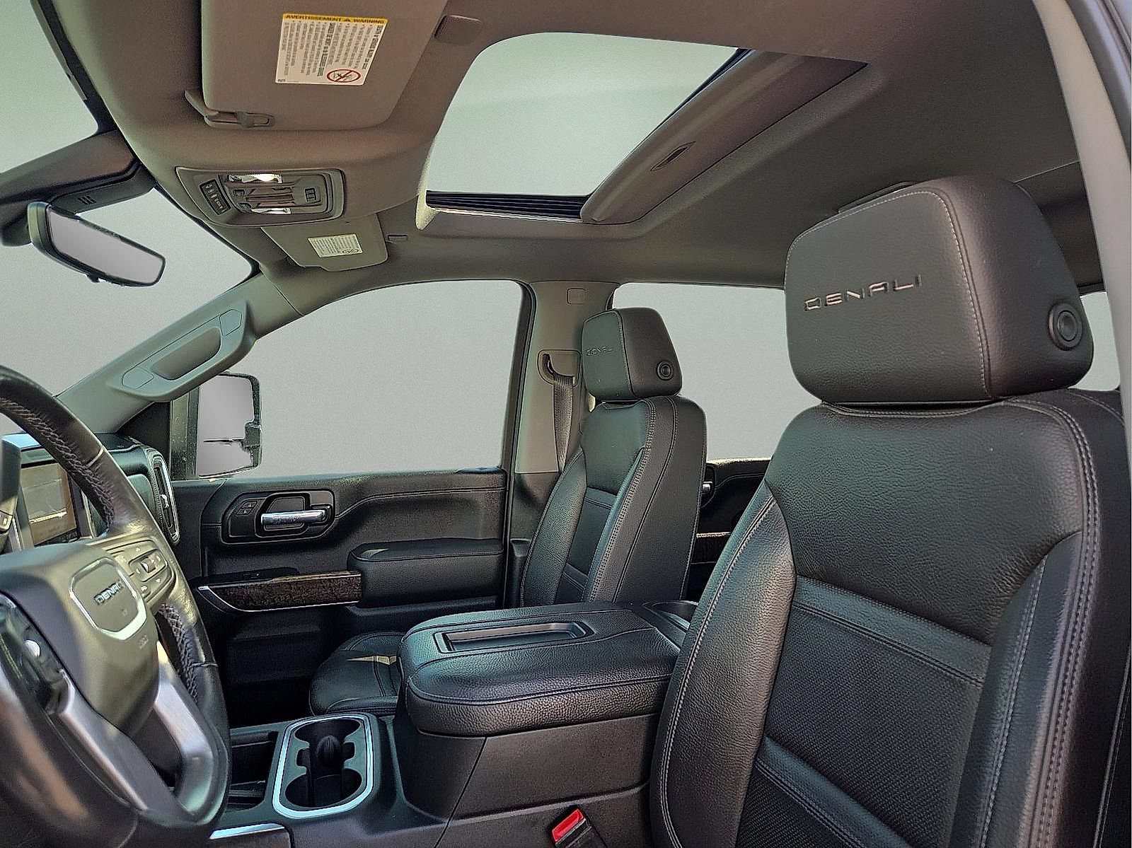 Used 2020 GMC Sierra 2500 Denali w/ Denali Ultimate Package AWD/4WD image 9