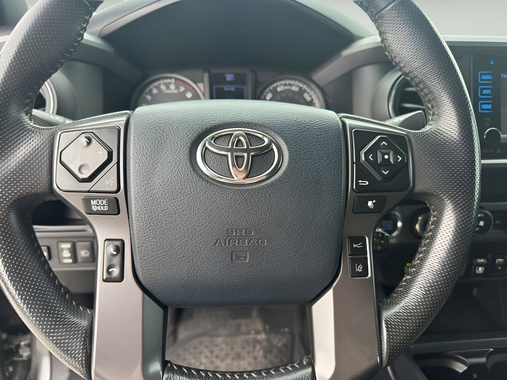 Used 2019 Toyota Tacoma TRD Off-Road w/ Technology Package image 15