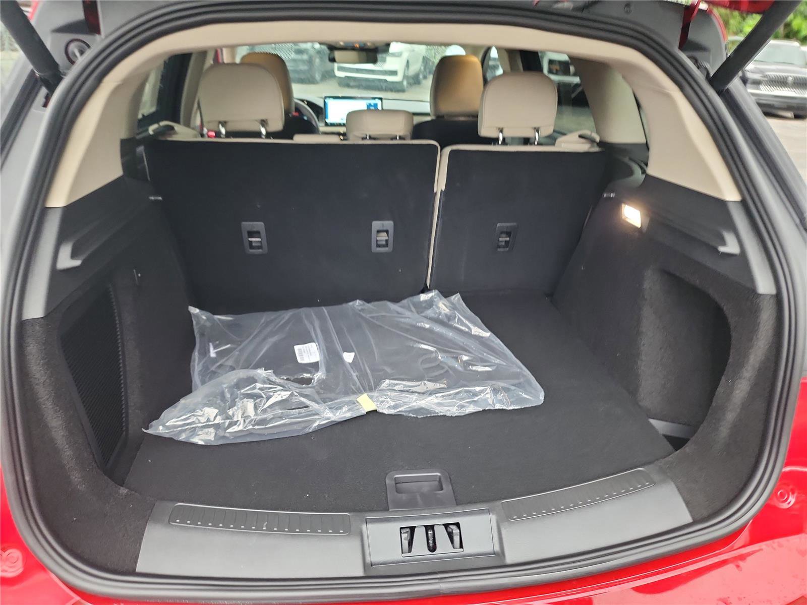 New 2026 Lincoln Corsair Premiere image 17