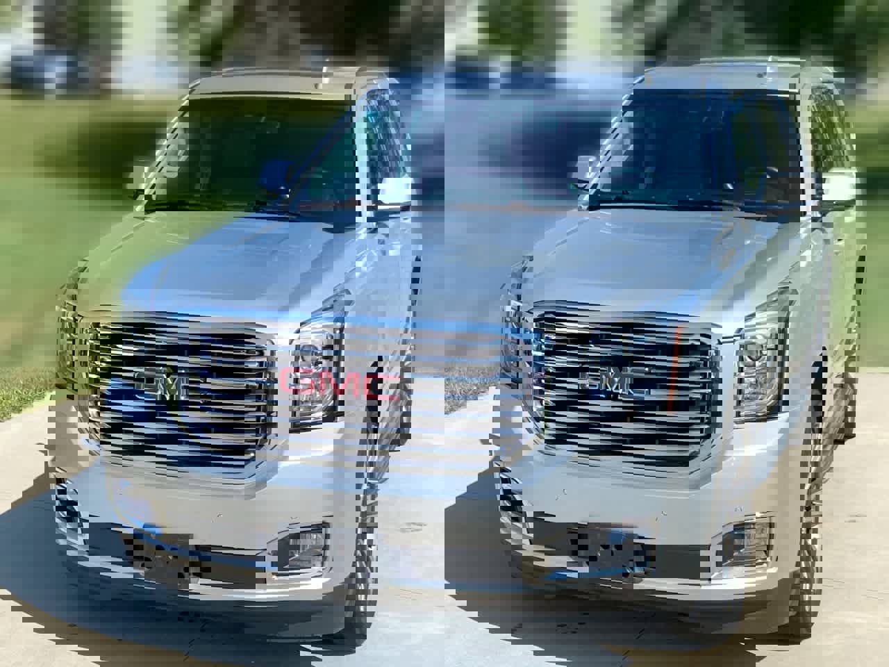 Used 2018 GMC Yukon SLT w/ Premium Edition