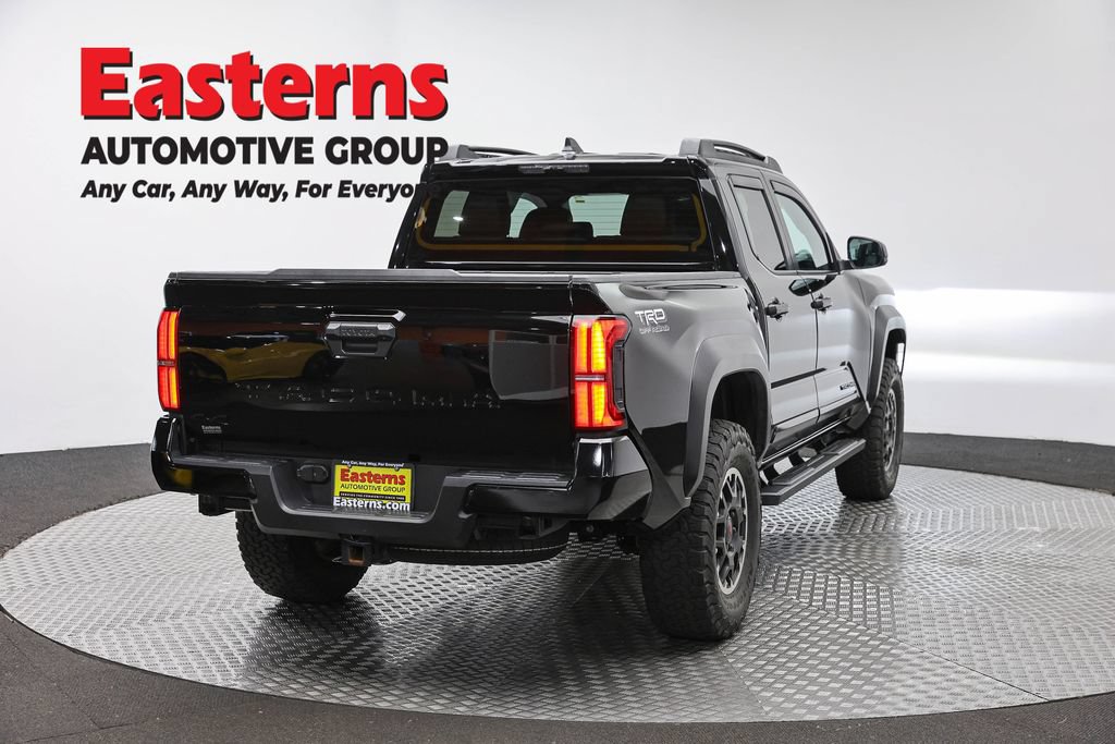 Used 2024 Toyota Tacoma TRD Off-Road AWD/4WD image 5