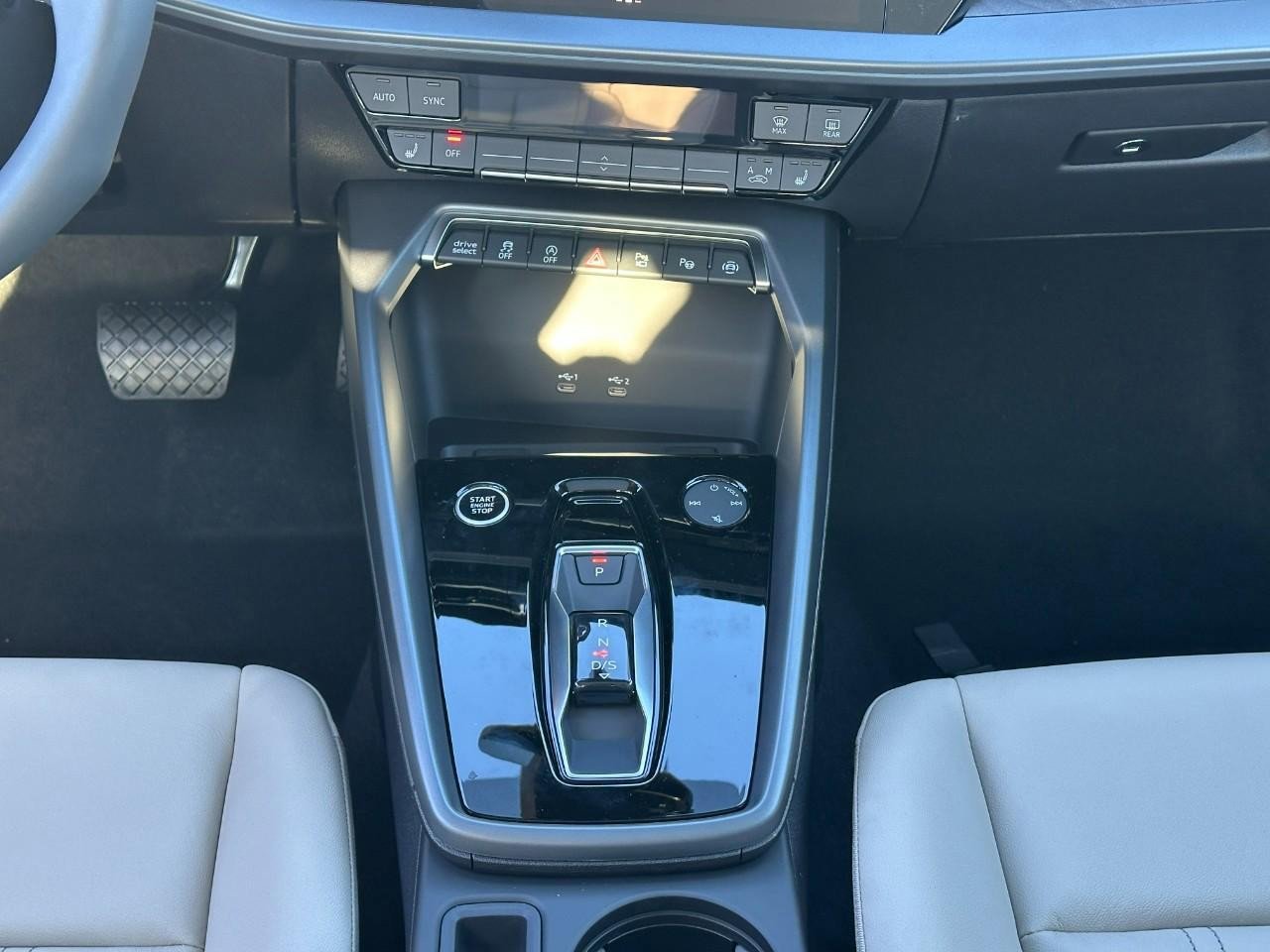 Certified 2025 Audi A3 2.0T Premium w/ Convenience Package image 15