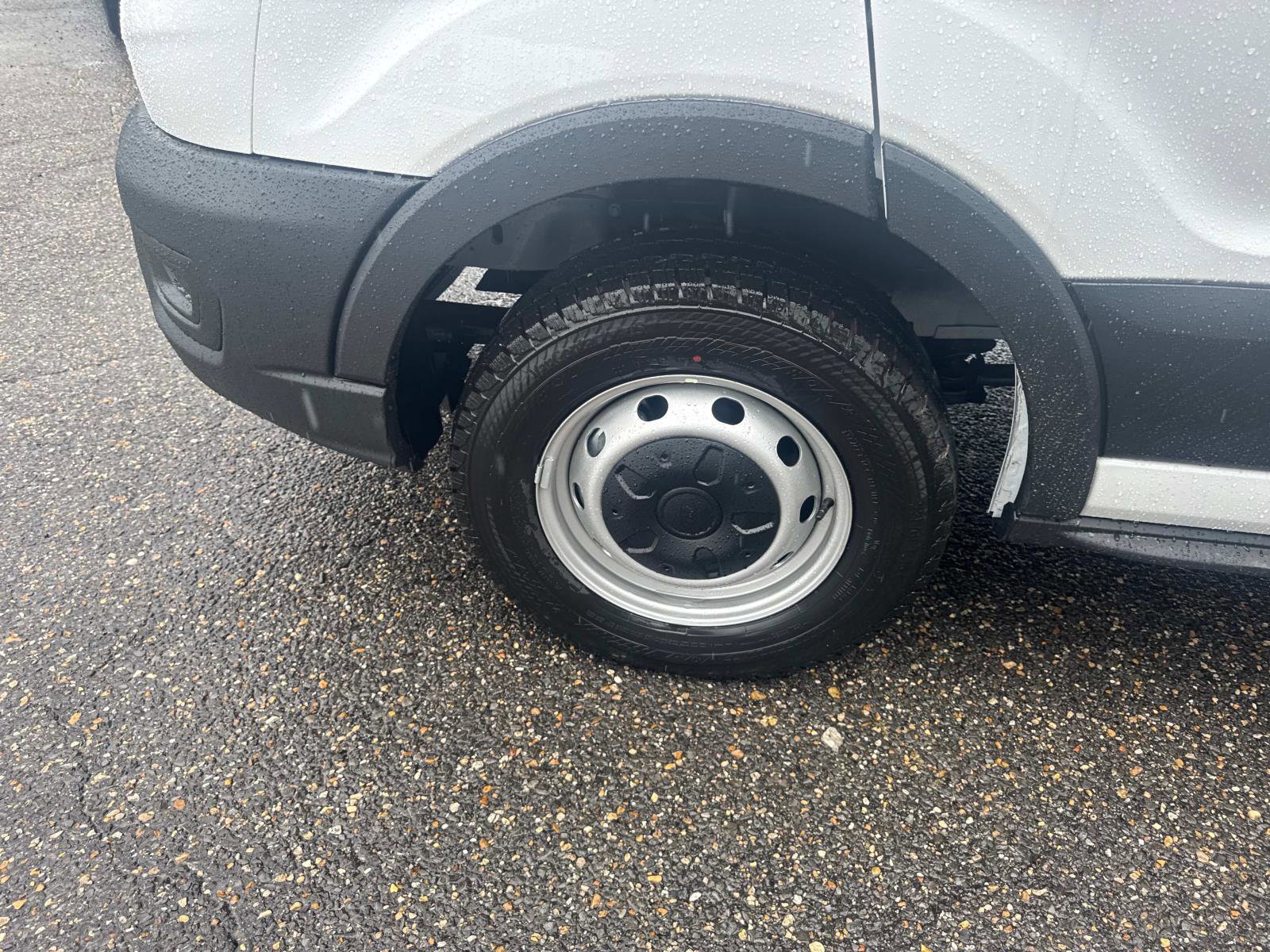 New 2025 Ford Transit 250 148 Medium Roof w/ Load Area Protection Package image 3