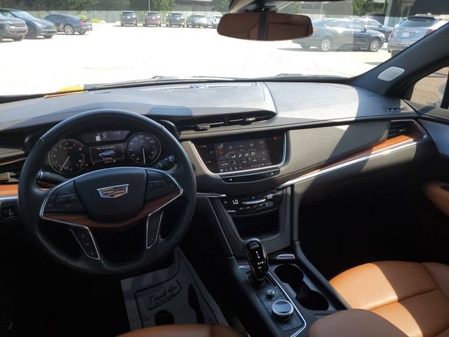 Certified 2023 Cadillac XT5 Premium Luxury w/ LPO, Floor Liner Package AWD/4WD image 26