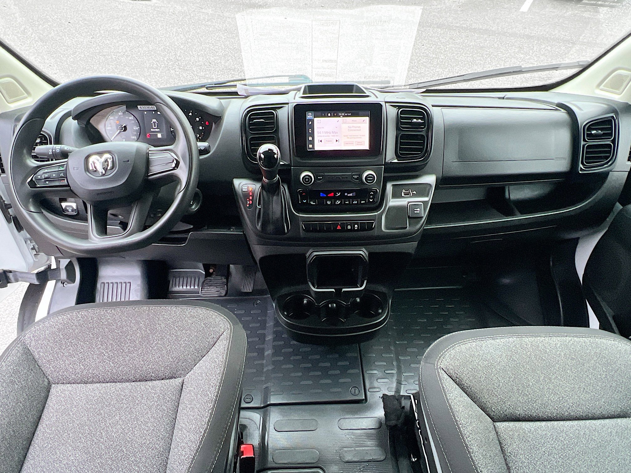 Used 2023 RAM ProMaster 2500 image 31