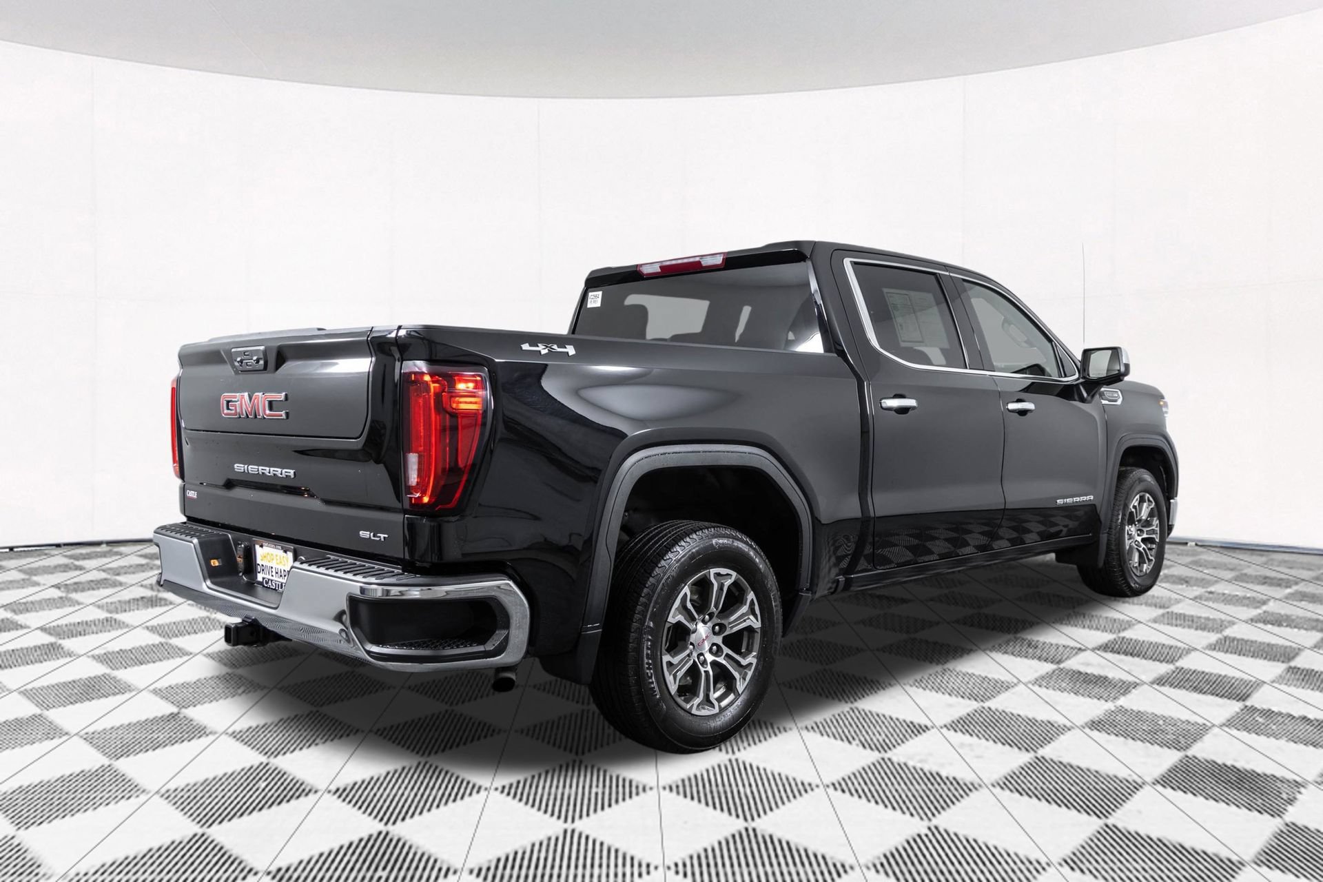 Used 2025 GMC Sierra 1500 SLT AWD/4WD image 20