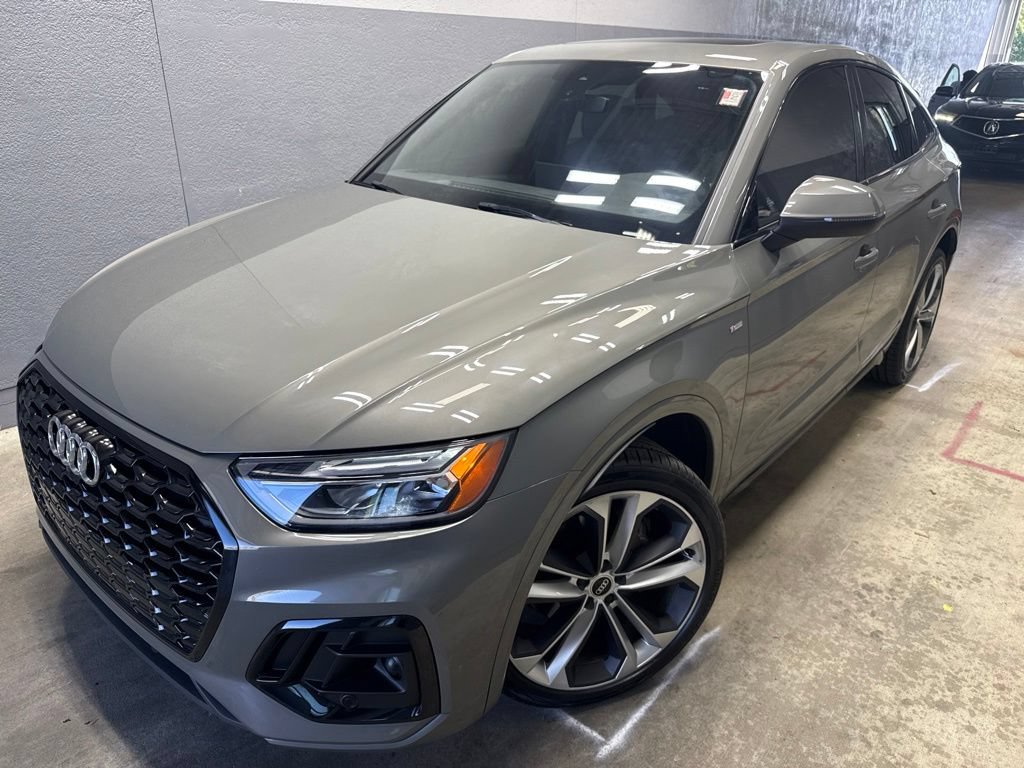 Used 2023 Audi Q5 2.0T Premium Plus w/ Premium Plus Package AWD/4WD image 2