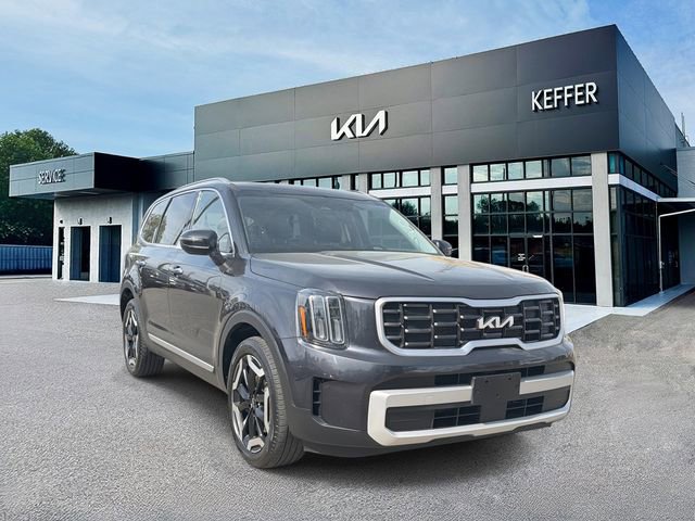 Certified 2025 Kia Telluride S image 2
