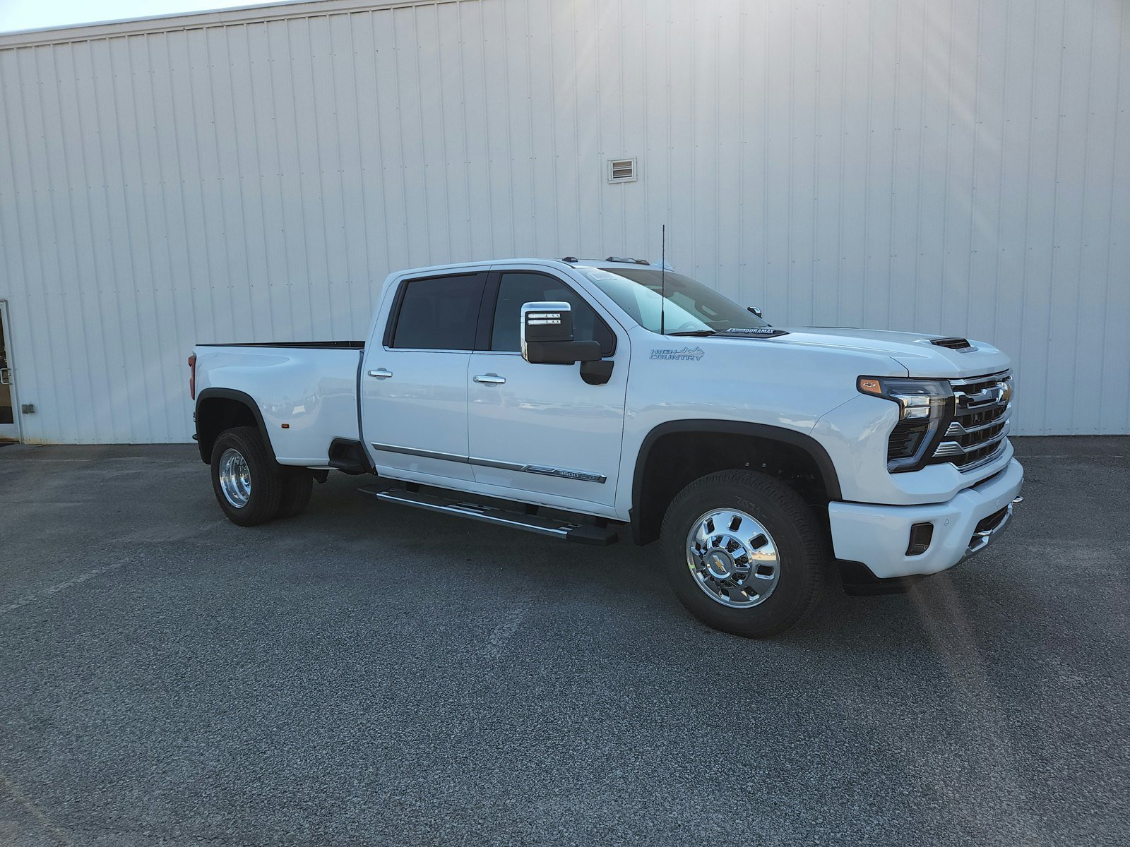 New 2026 Chevrolet Silverado 3500 High Country w/ High Country Premium Package AWD/4WD image 20