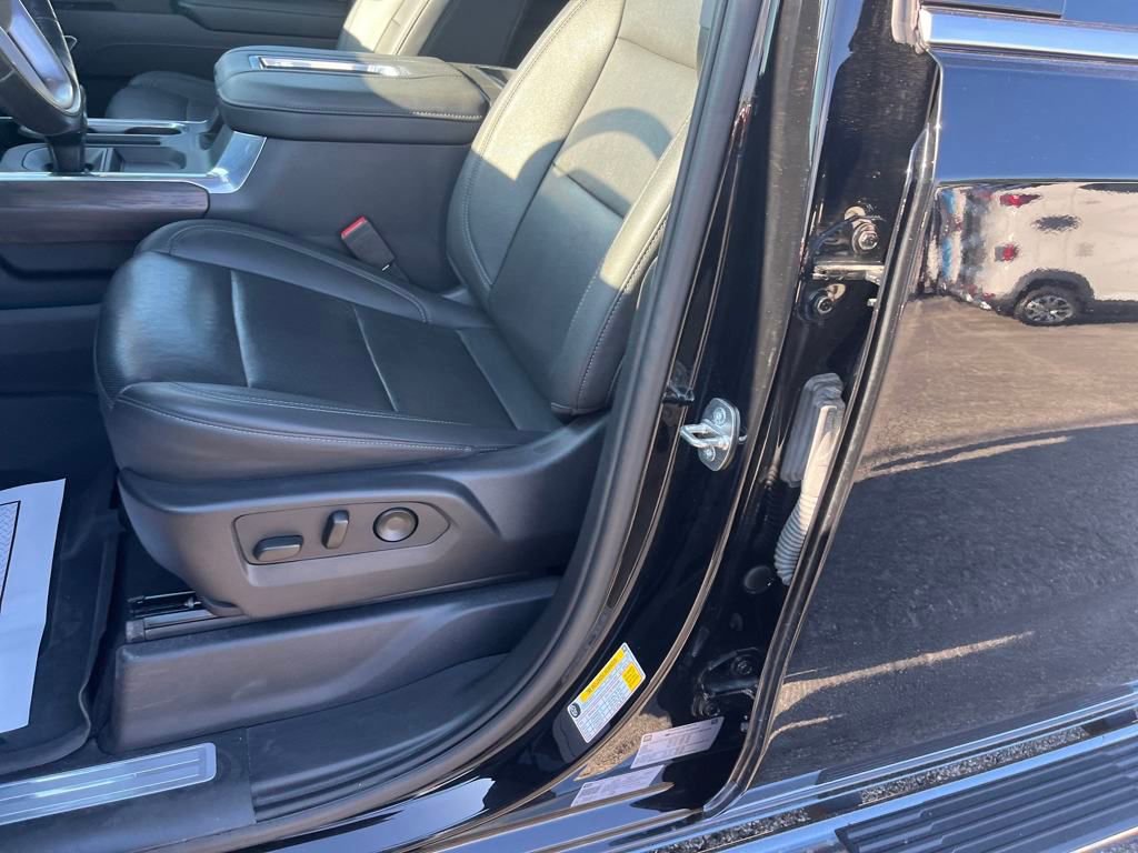 Used 2022 GMC Sierra 1500 SLT w/ SLT Premium Plus Package image 22