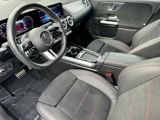 Used 2025 Mercedes-Benz GLA 250 GLA 250 4D Sport Utility 4MATI image 11