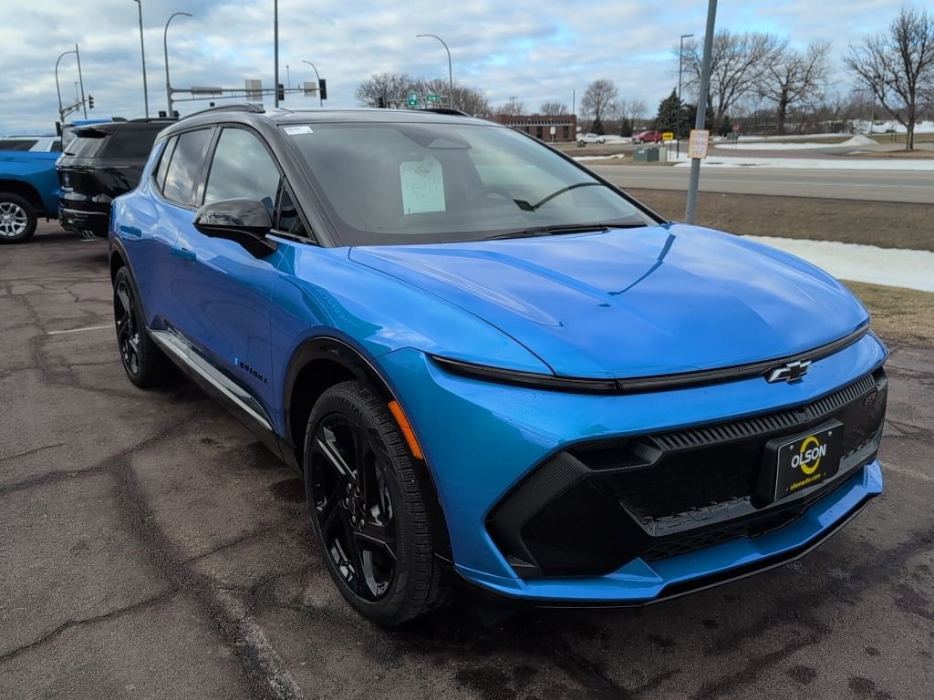 New 2026 Chevrolet Equinox EV RS image 7