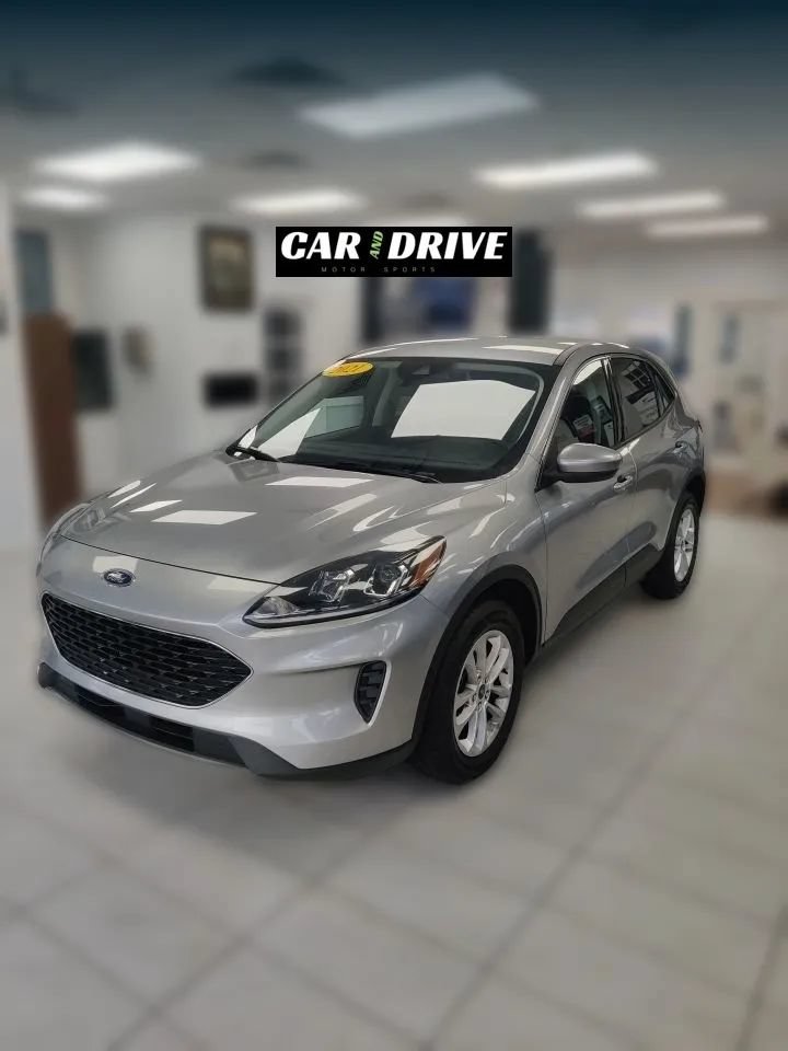 Used 2021 Ford Escape SE
