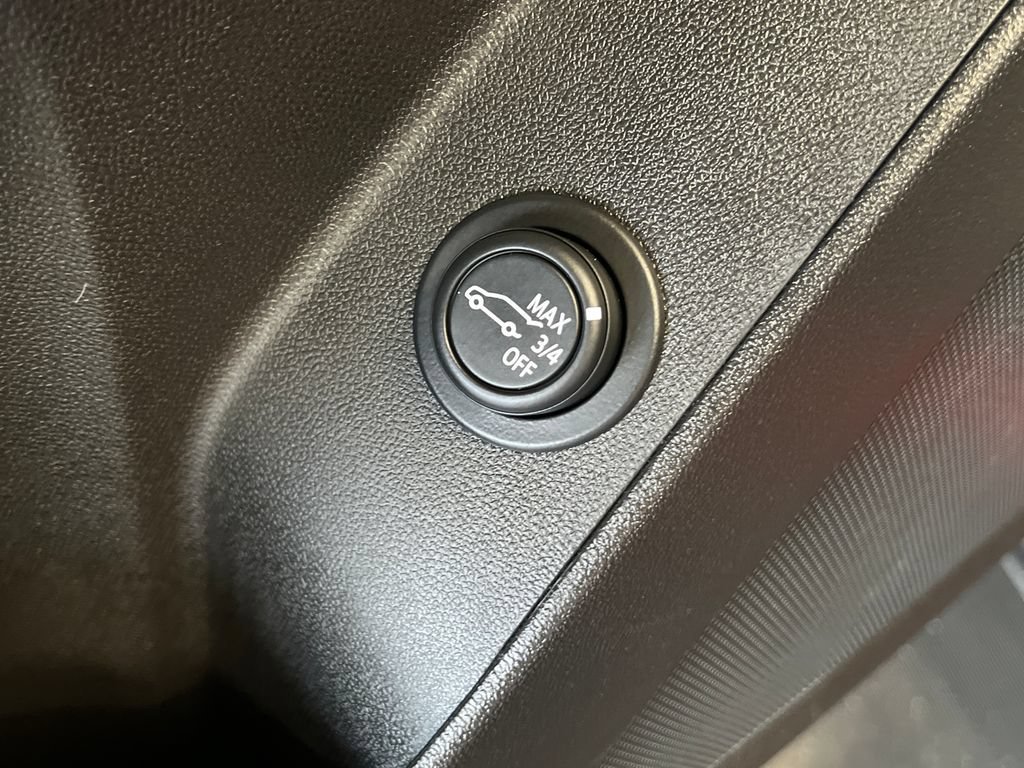 Used 2024 Chevrolet Equinox RS AWD/4WD image 33