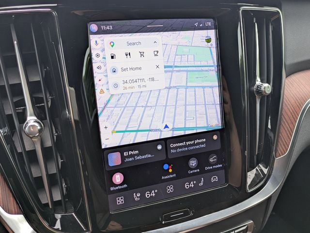 Certified 2023 Volvo V60 B5 Cross Country Plus w/ Climate Package image 22