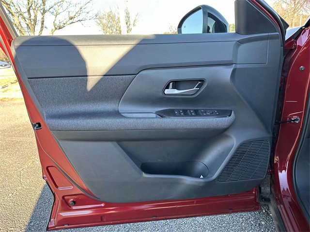 New 2026 Nissan Kicks SV image 14