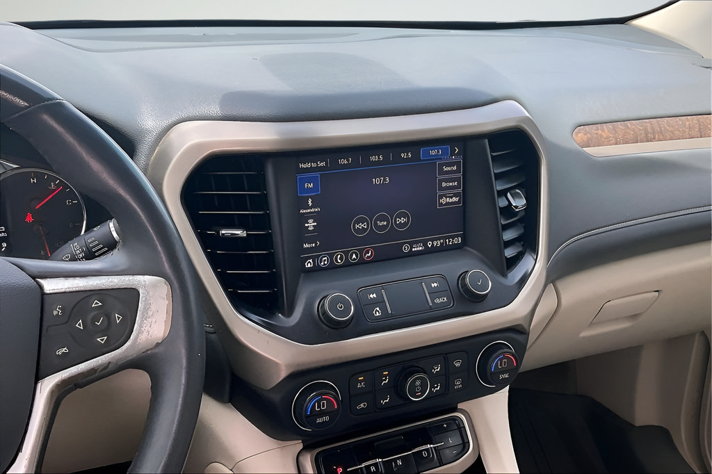 Used 2020 GMC Acadia Denali w/ Technology Package FWD image 9