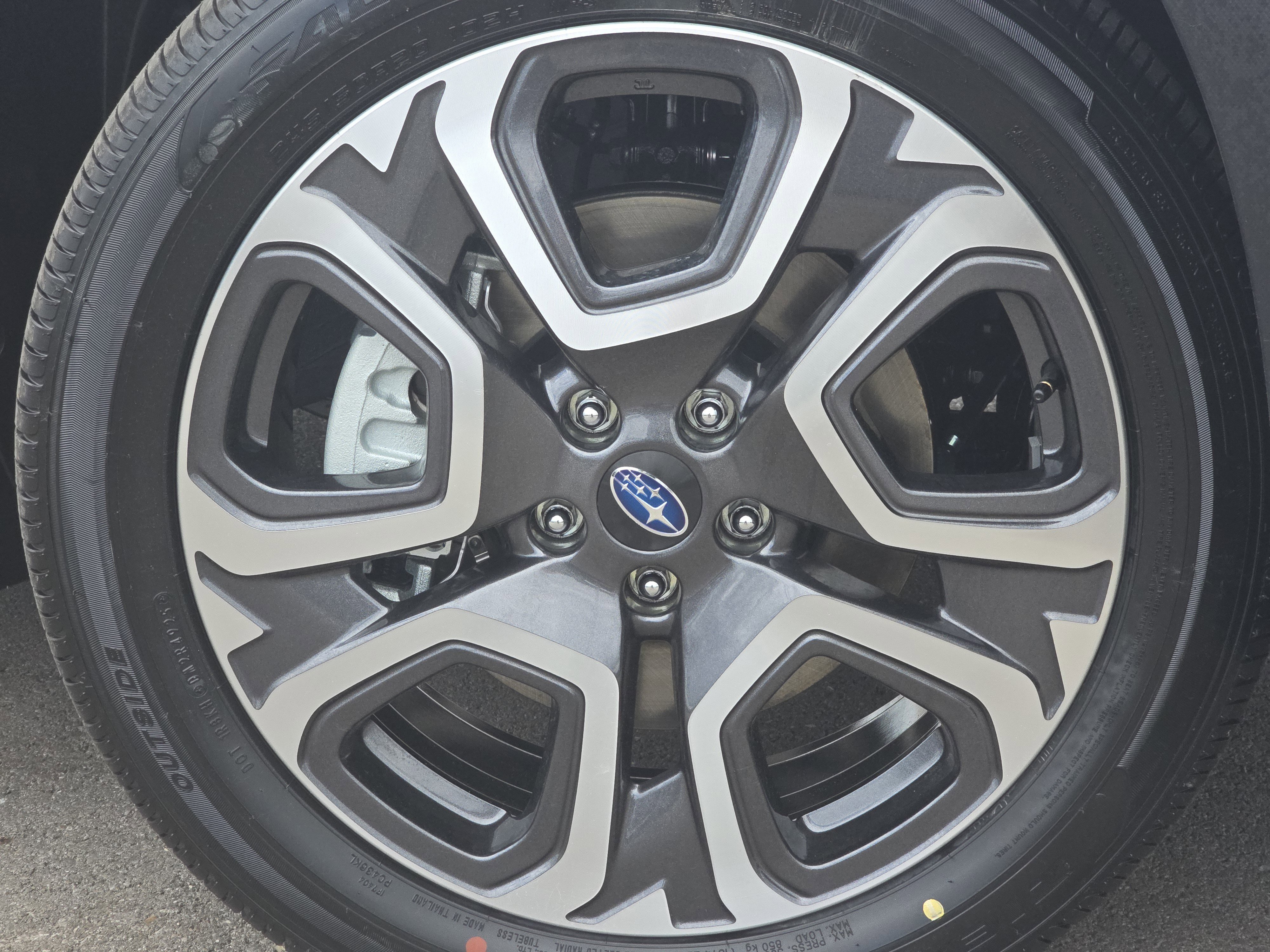 New 2026 Subaru Ascent Limited AWD/4WD image 16