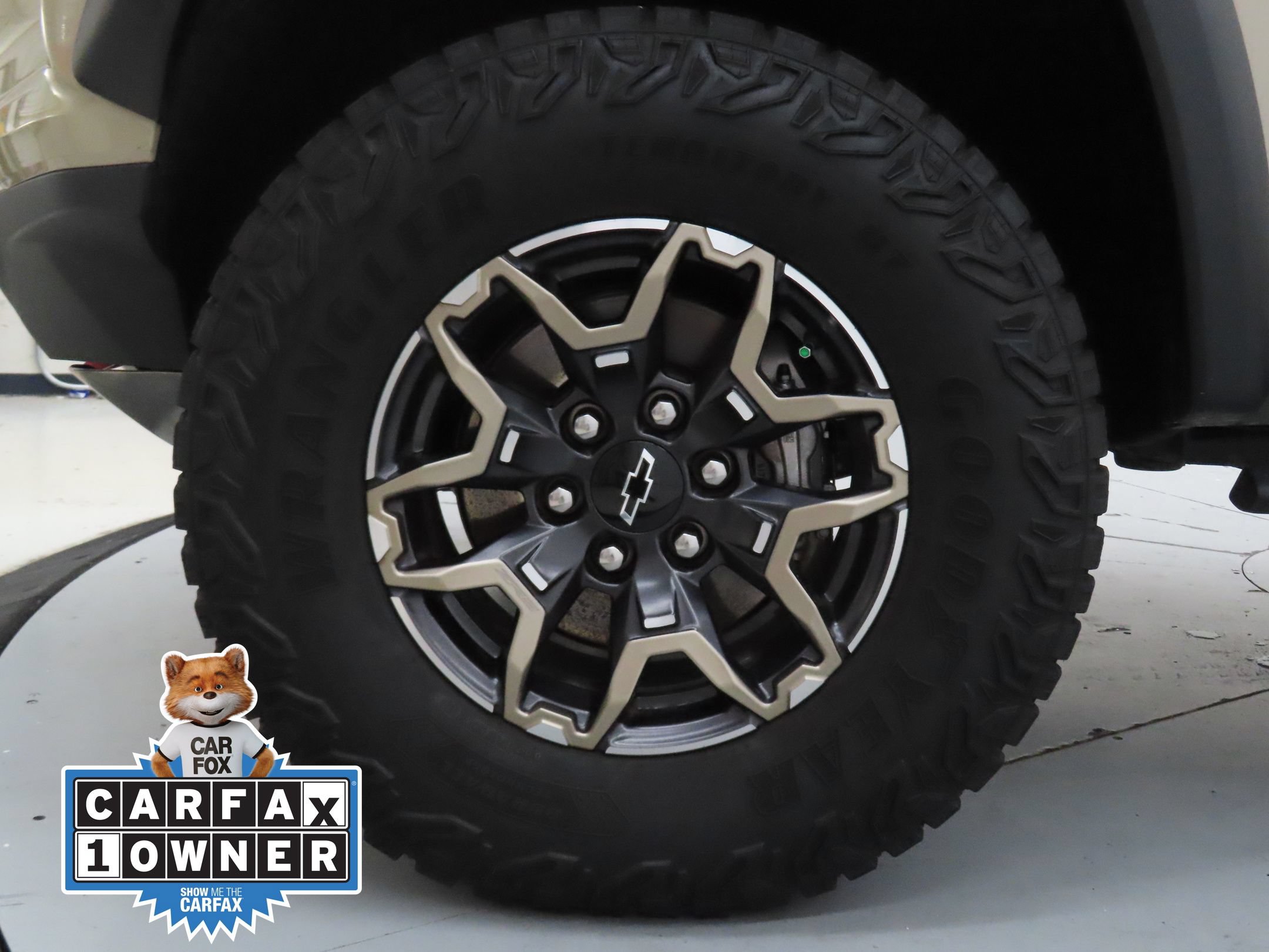 Used 2024 Chevrolet Colorado ZR2 w/ Technology Package AWD/4WD image 29