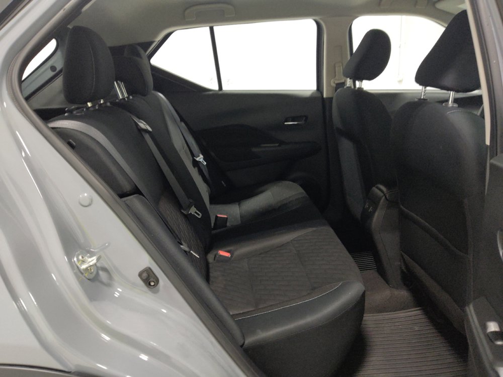 Used 2023 Nissan Kicks SV FWD image 19