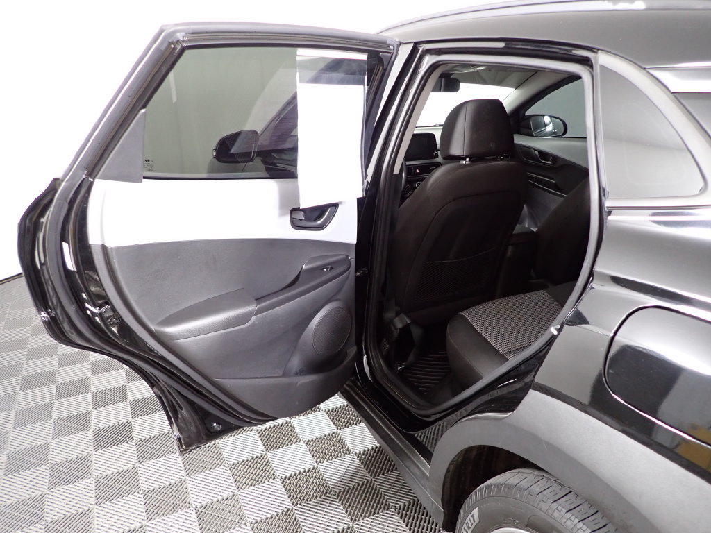 Used 2020 Hyundai Kona SEL AWD/4WD image 31