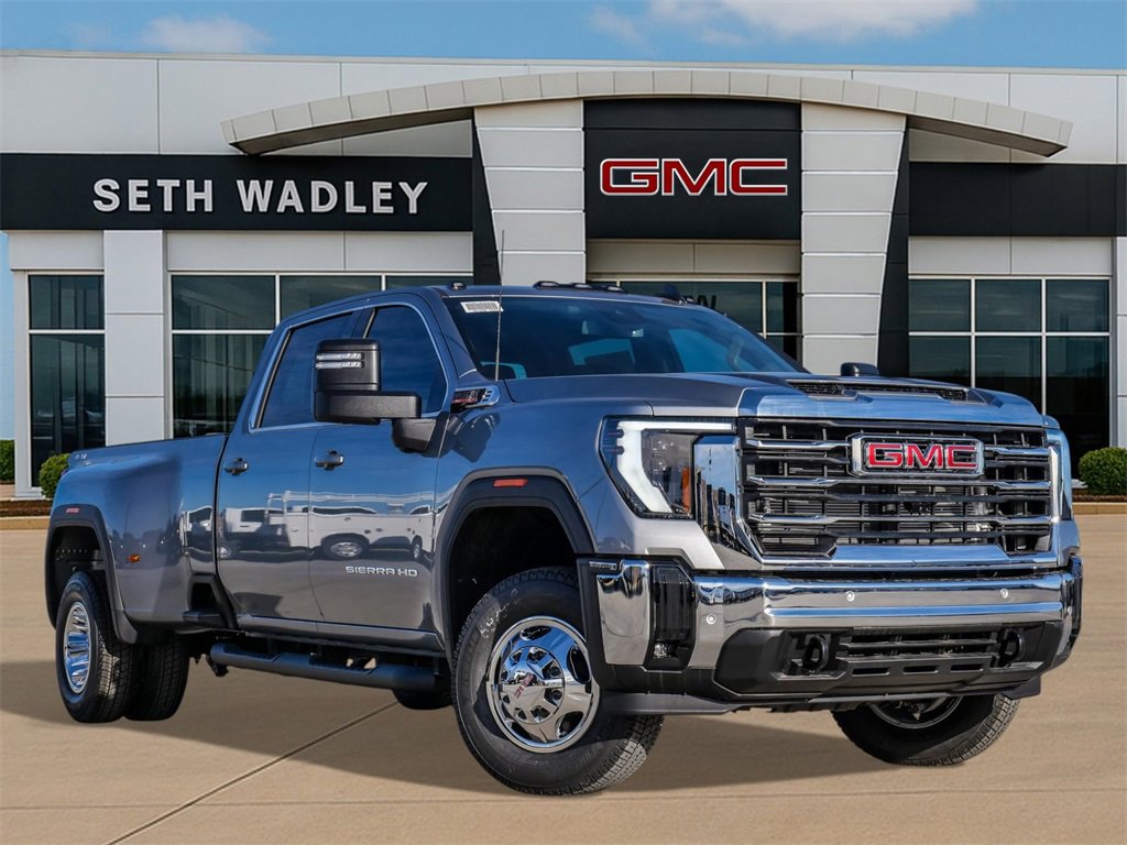 New 2026 GMC Sierra 3500 SLE w/ Preferred Package