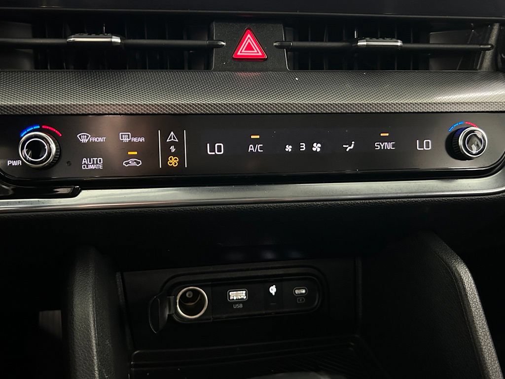 Used 2024 Kia Sportage SX FWD image 32