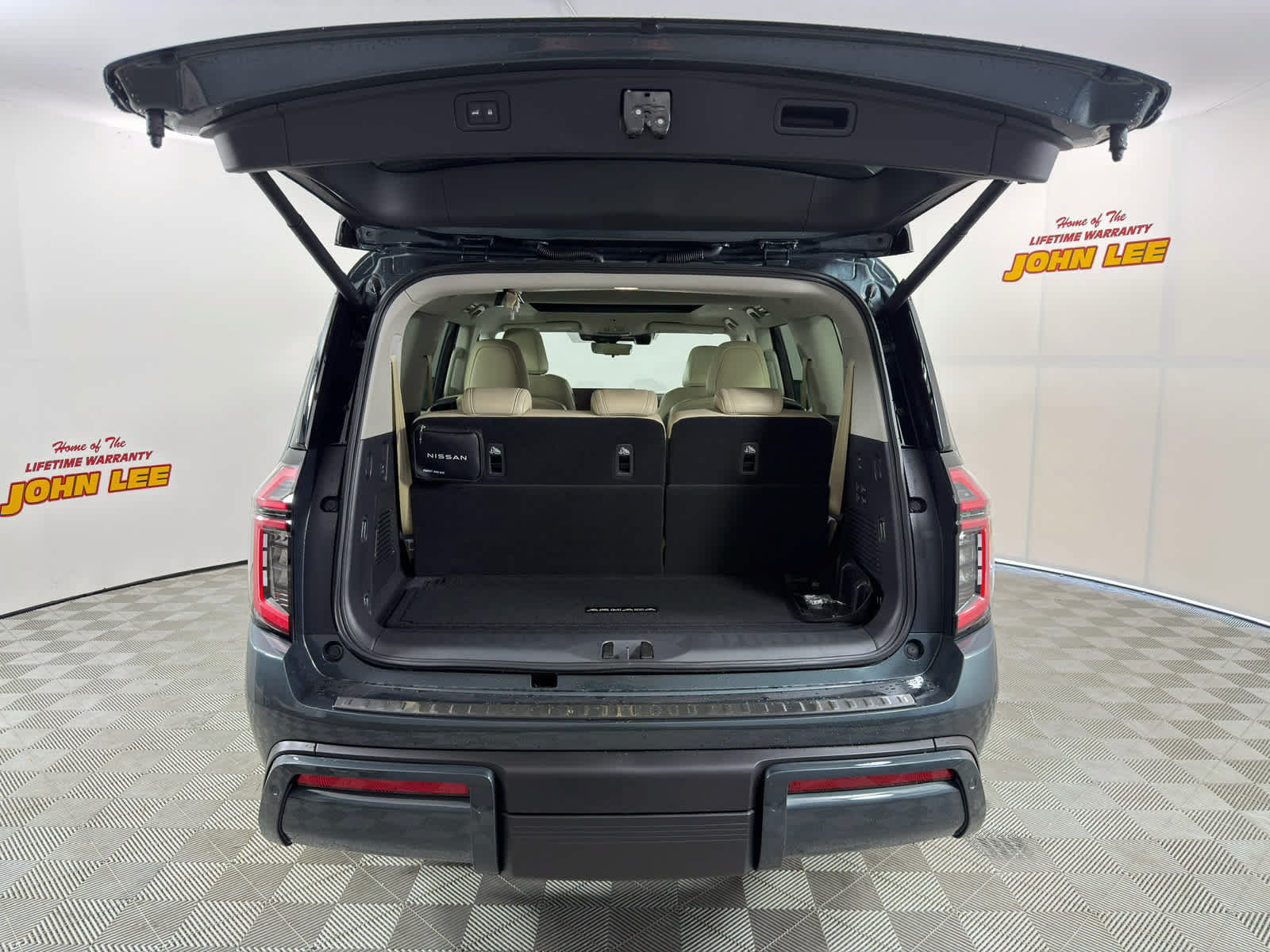 New 2026 Nissan Armada Platinum Reserve AWD/4WD image 5