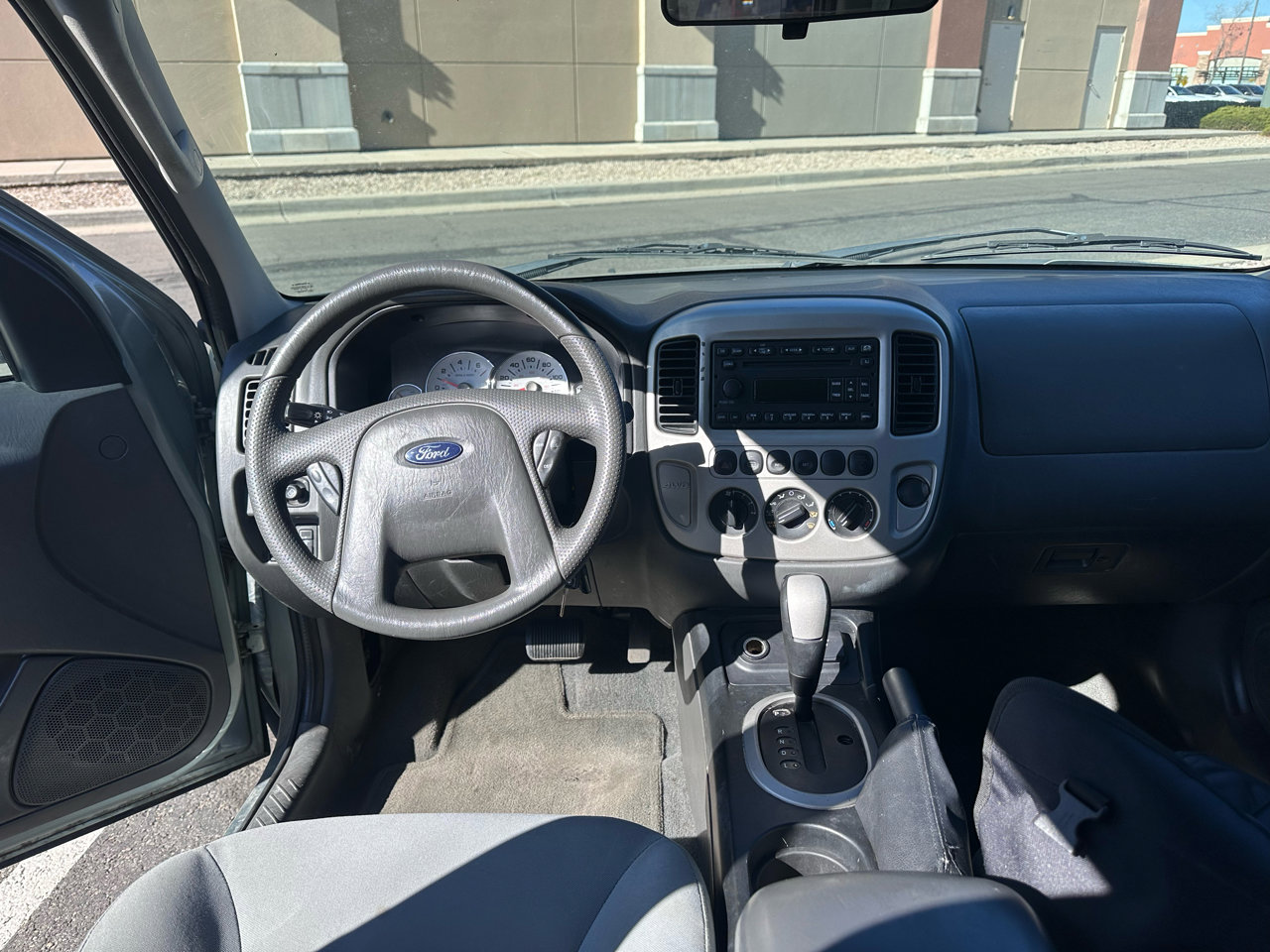 Used 2006 Ford Escape 4WD Hybrid image 7