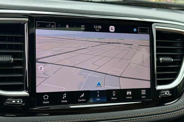 New 2023 Chrysler Pacifica Pinnacle image 20