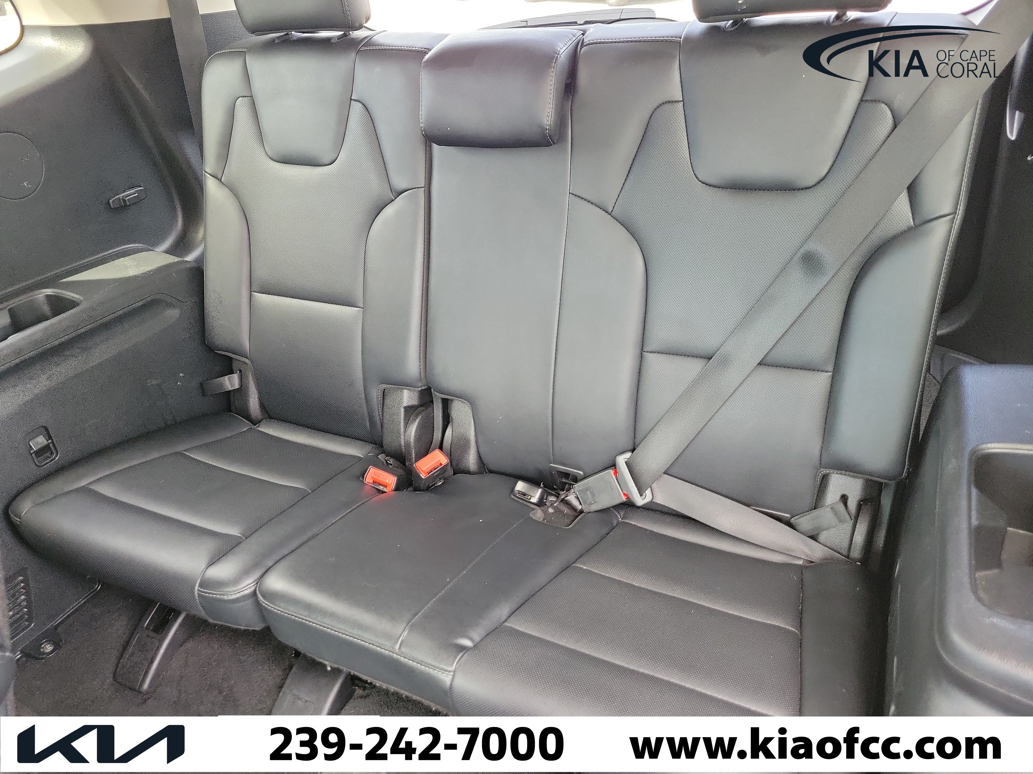 Certified 2023 Kia Telluride S w/ S Sunroof Package AWD/4WD image 12