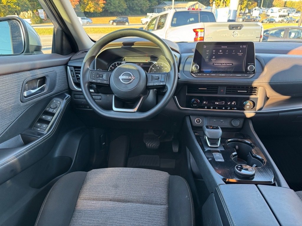 Certified 2023 Nissan Rogue SV image 12