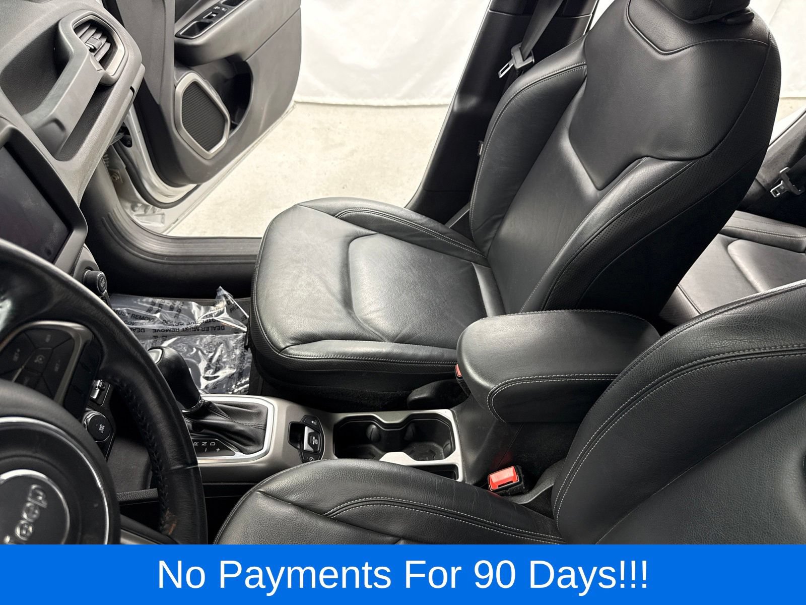 Used 2019 Jeep Renegade Limited w/ Quick Order Package 22P AWD/4WD image 19