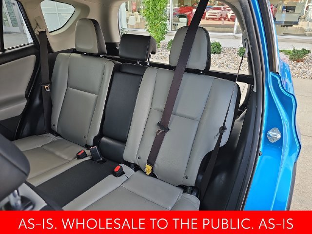 Used 2018 Toyota RAV4 Limited FWD image 29