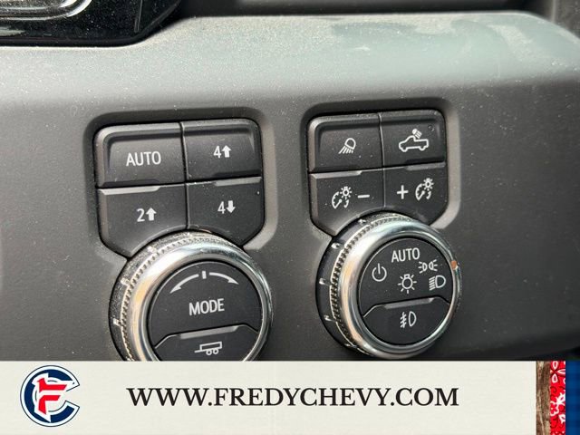 Used 2024 GMC Sierra 2500 AT4 w/ Technology Package image 21