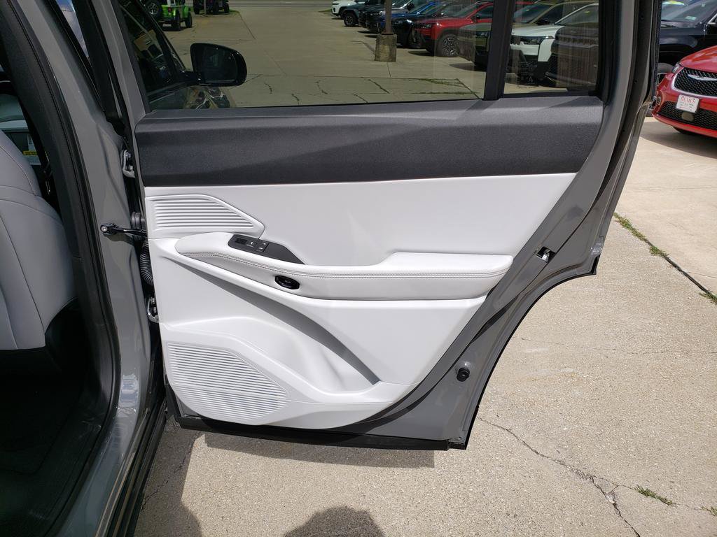 New 2026 Jeep Cherokee Limited AWD/4WD image 19