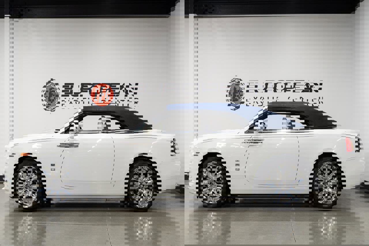 Used 2016 Rolls-Royce Dawn image 25