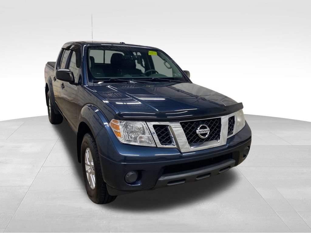 Used 2015 Nissan Frontier SV AWD/4WD image 2
