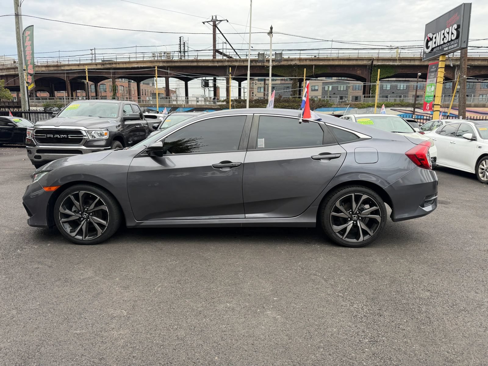 Used 2020 Honda Civic Sport image 8