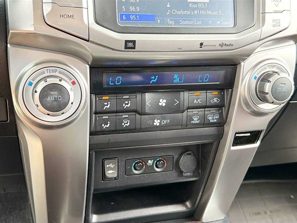Used 2014 Toyota 4Runner Limited AWD/4WD image 20