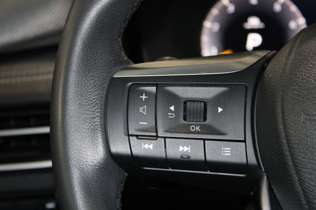 Used 2023 INFINITI QX60 Luxe w/ Cargo Package AWD/4WD image 37