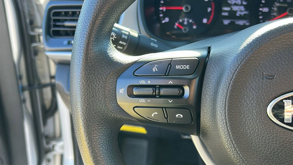Used 2020 Kia Rio LX image 13