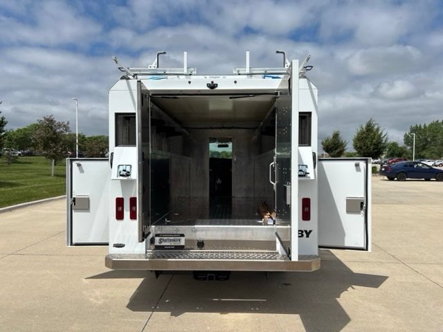 New 2026 Chevrolet Express 3500 w/ Power Convenience Package RWD image 17