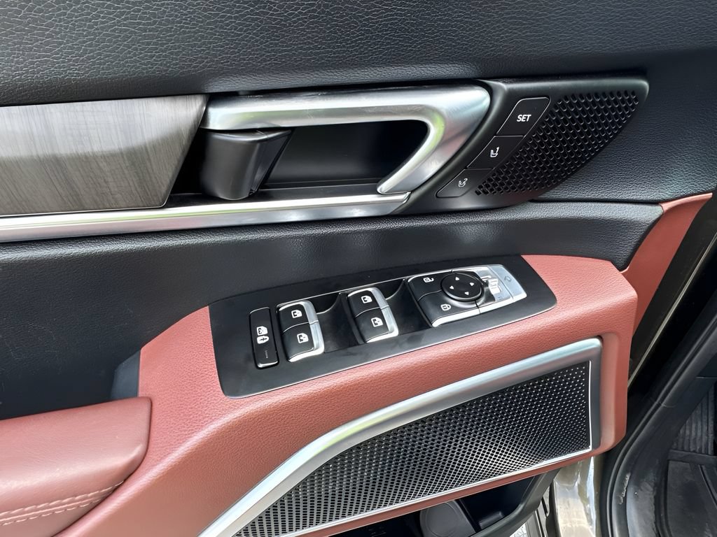 Used 2023 Kia Telluride SX Prestige AWD/4WD image 31