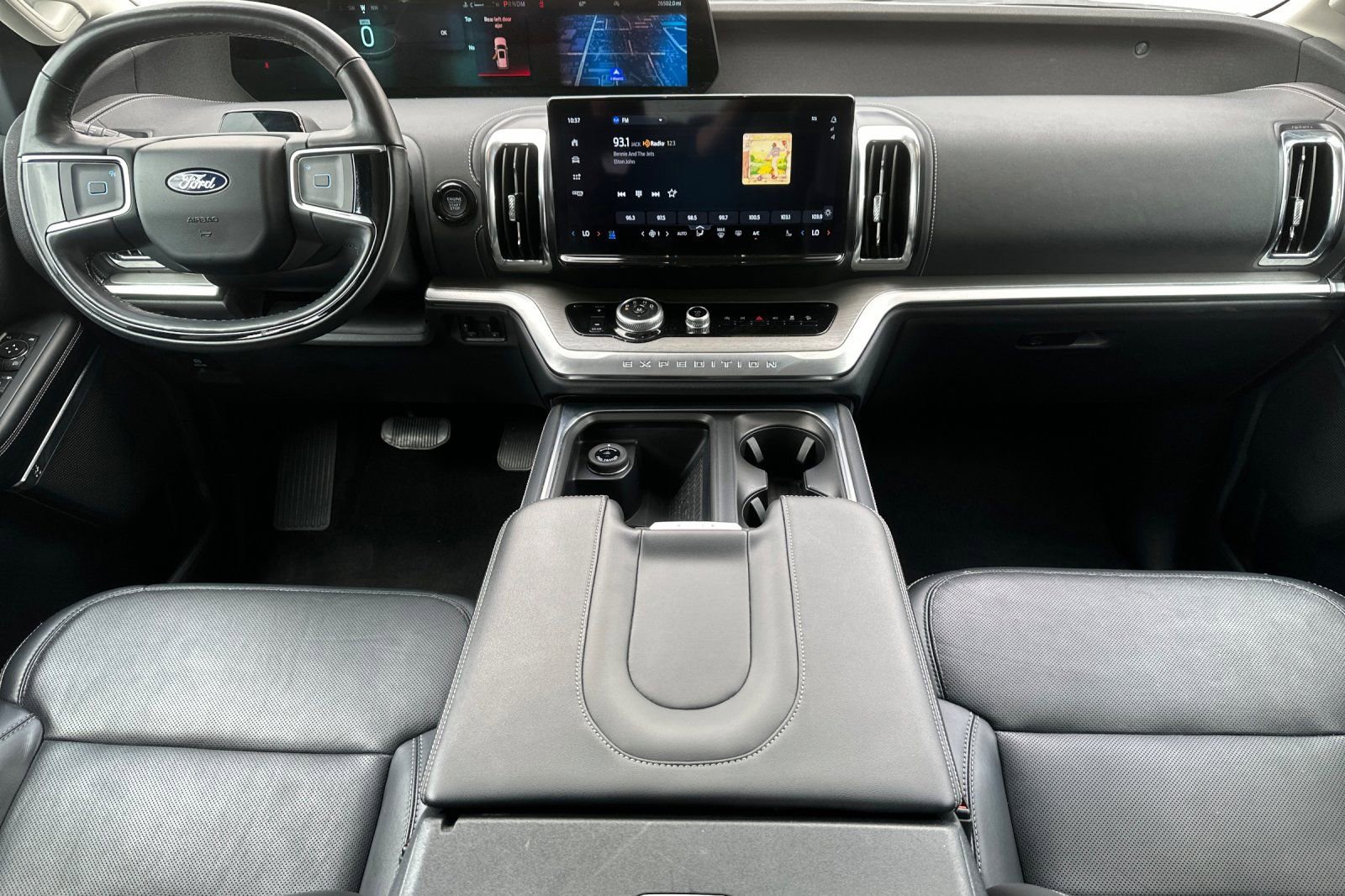 Used 2025 Ford Expedition Platinum AWD/4WD image 13