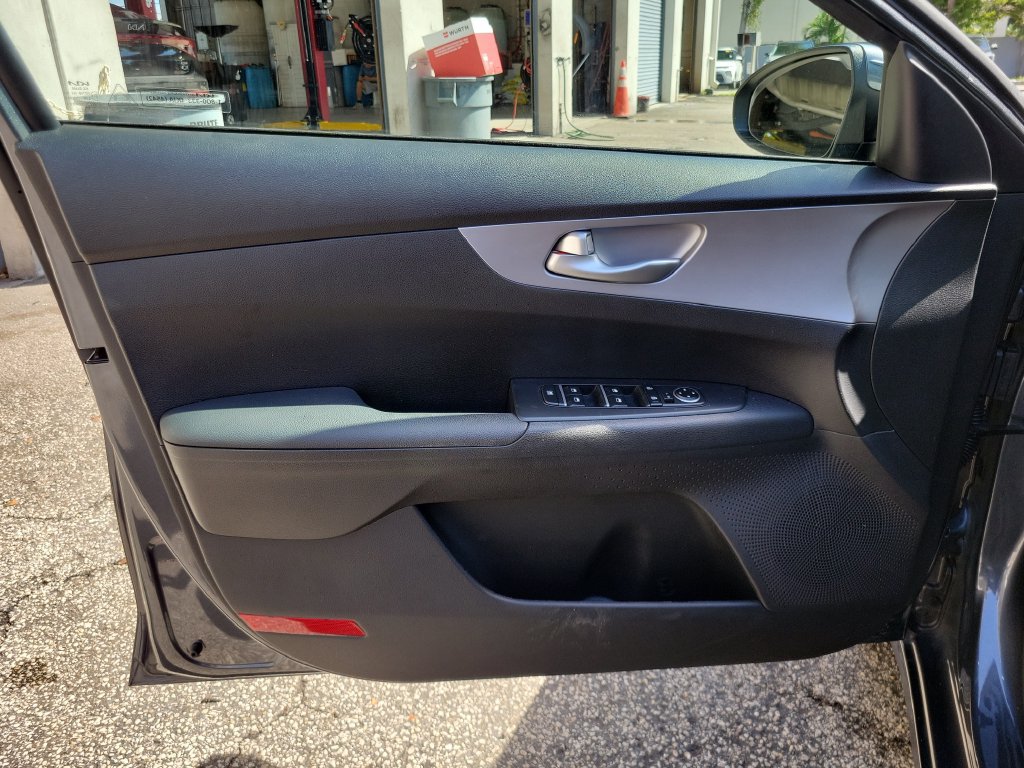 Certified 2024 Kia Forte LXS FWD image 16