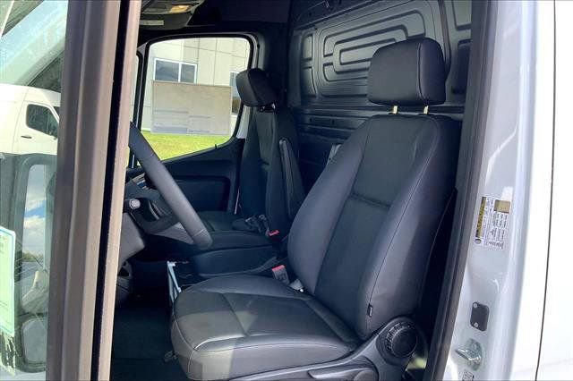 New 2026 Mercedes-Benz Sprinter 144 Cargo image 8
