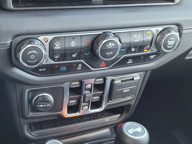 Certified 2025 Jeep Wrangler Unlimited Sahara image 11