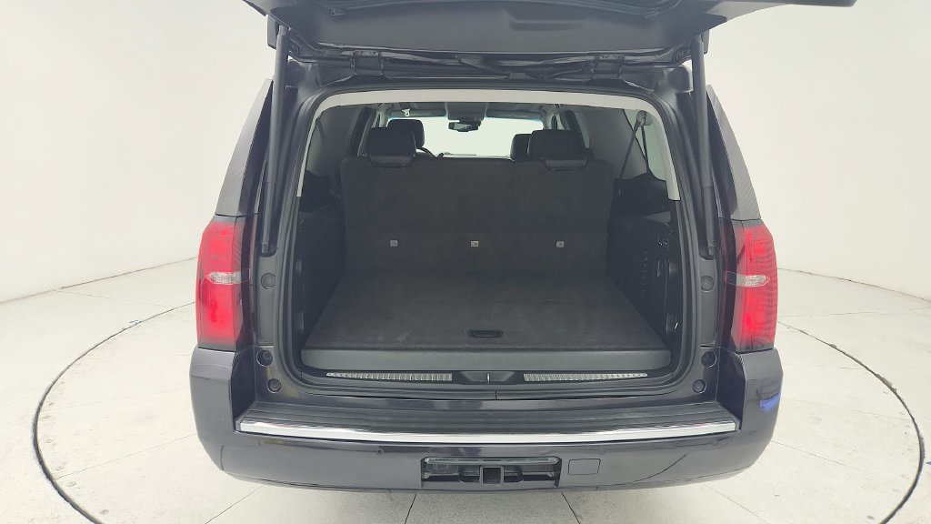 Used 2018 Chevrolet Suburban Premier RWD image 34