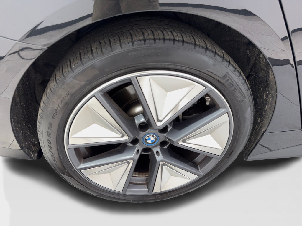 Used 2024 BMW i4 eDrive35 w/ Convenience Package RWD image 88